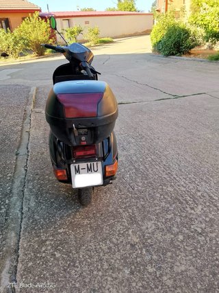 Vespa TX 200 Elestar Negra