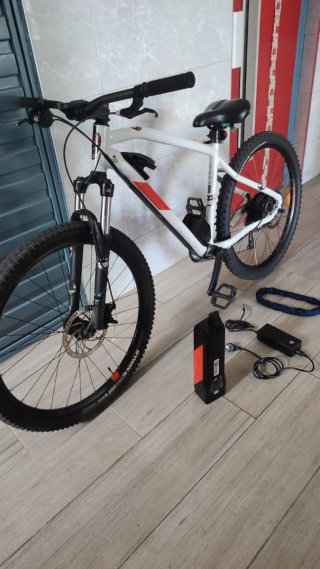 Bicicleta Eléctrica Rockrider E-ST 100 Blanca