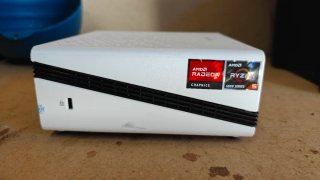 Mini PC CHUWI Ryzen 5 6600H 16GB RAM 512GB SSD