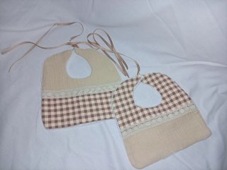 Conjunto bebé: mochila,cojín anti vuelco, etc