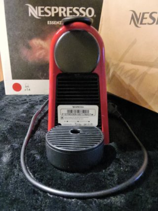 Cafetera Nespresso Roja