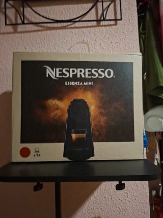 Cafetera Nespresso Roja