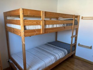 Litera Ikea Mydal Madera