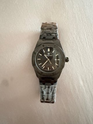 Reloj Paagomu Negro y Plateado