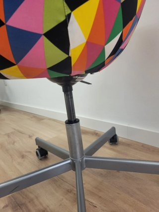 Silla giratoria SKRUVSTA Ikea