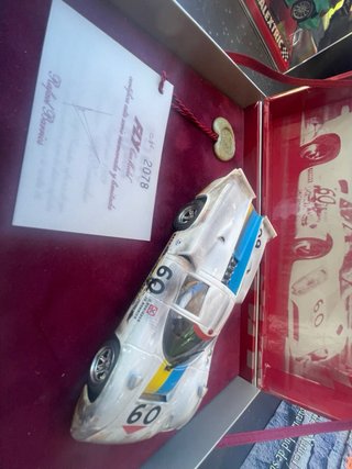 Scalextric Lola T70 MKIII B Chequered Flag