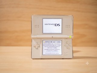 Nintendo DS + Cargador + Funda