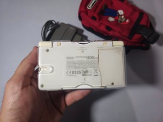 Nintendo DS Lite + Cargador + Protector + Funda