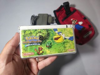 Nintendo DS Lite + Cargador + Protector + Funda