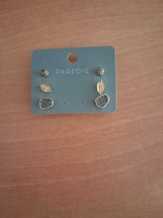 Pendientes Parfois pequeños