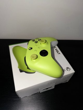 Mando Xbox Serie X/S Electric Volt