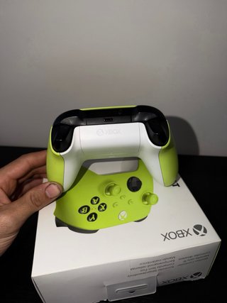 Mando Xbox Serie X/S Electric Volt