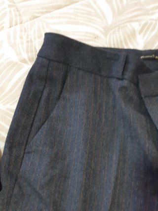 Pantalón gris talla L