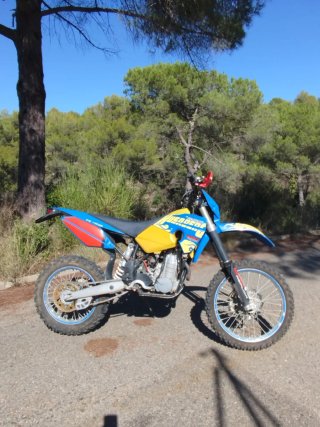 Husaberg 450FE 2006 Racing Replica edition.