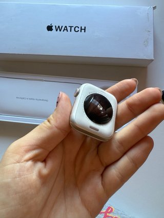 Apple Watch SE (Gen 2) 44mm + Accessori