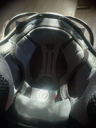 Casco Momo Design