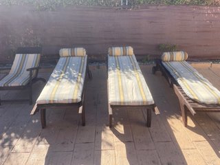 Tumbonas de madera Teka, regalo 2,fundas y cojines