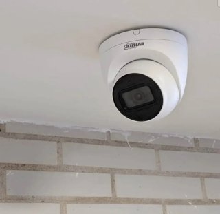 Instalación y mantenimiento de cámaras