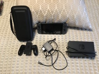 Nintendo Switch + Accesorios