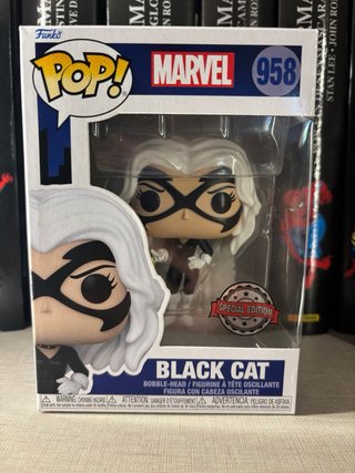 Funko Pop Black Cat/ Gata Negra (958)