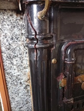 Cocina de leña antigua