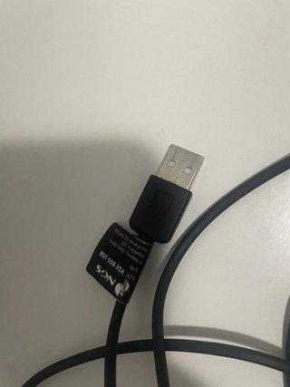 Audífonos diadema negros y plateados