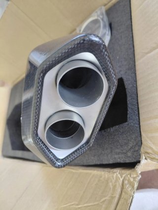 Akrapovic Sistema de Escape Titanio