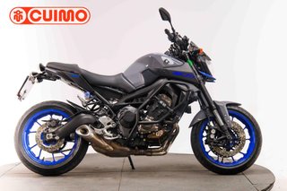 YAMAHA MT 09