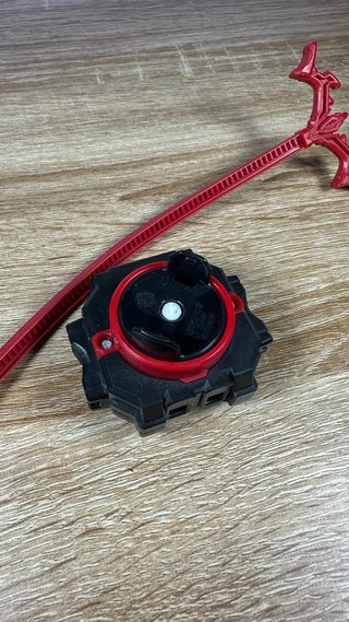Takara Tomy Beyblade Burst Lanzador LR