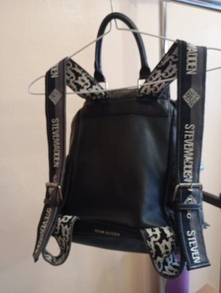 Mochila Steve Madden Negra