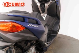 YAMAHA XMAX 125