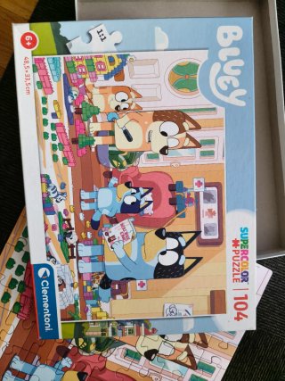 Puzzle Clementoni 104 piezas Bluey