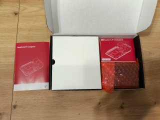 Raspberry Pi 4, 4GB RAM Starter Kit Vemico
