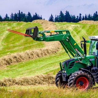 49" Hay Spear, Bale Spears 3000lbs Loading Capacity, Skid Steer Loader Tractor Attachment 2pcs Spears, Quick Attach Spike Forks