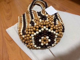 Bolso Zara de cuentas marrón y camel