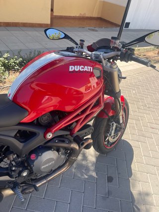 Ducati Monster 1100 EVO ABS Roja
