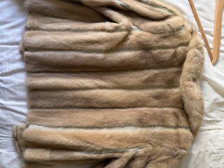 Chaqueta corta piel natural beige/marrón