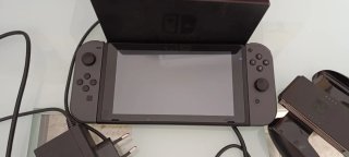 Nintendo Switch en buen estado por poco uso.