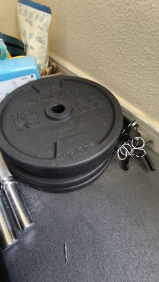 Pack Pesas Domyos 93kg + Barra Z