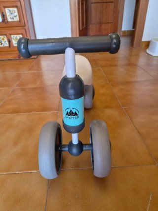 Bici sin pedales correpasillos Sawyer