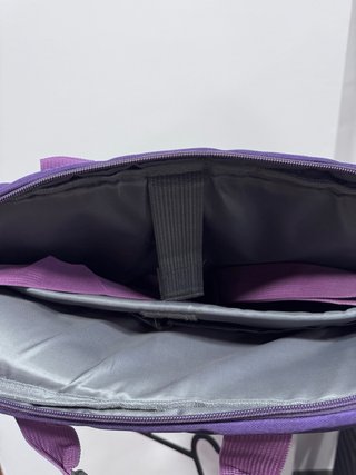 Mochila portátil morada