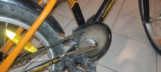 Bicicleta infantil naranja Fahrbereit