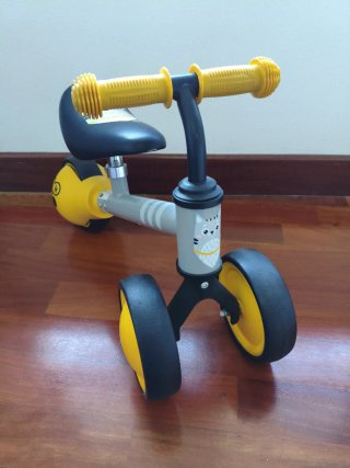 Correpasillos Kinderkraft Amarillo