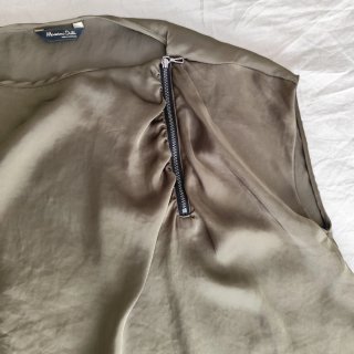 Top Massimo Dutti verde militar satinado