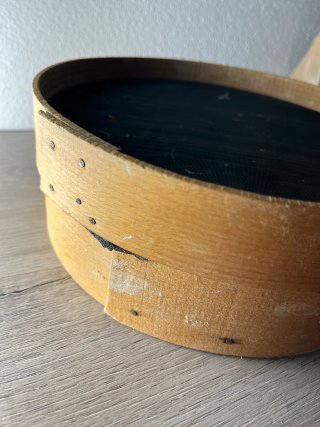 Setaccio antico in legno e rete