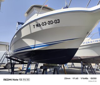 Barco Quicksilver 500 Pilothouse