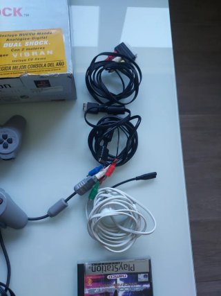PlayStation 1 Dual Shock gris