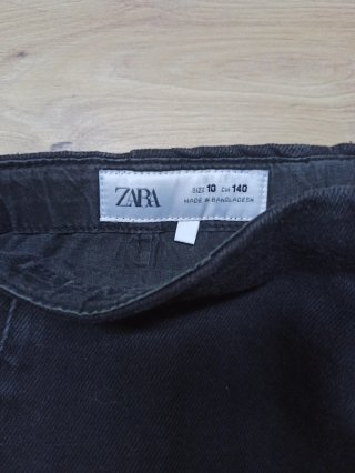 Falda pantalón vaquera negra. Talla 10