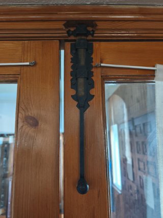 Puerta batiente doble madera y cristal