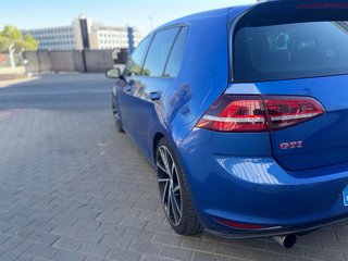 Volkswagen Golf GTI Performance 2.0 TSI 230CV DSG